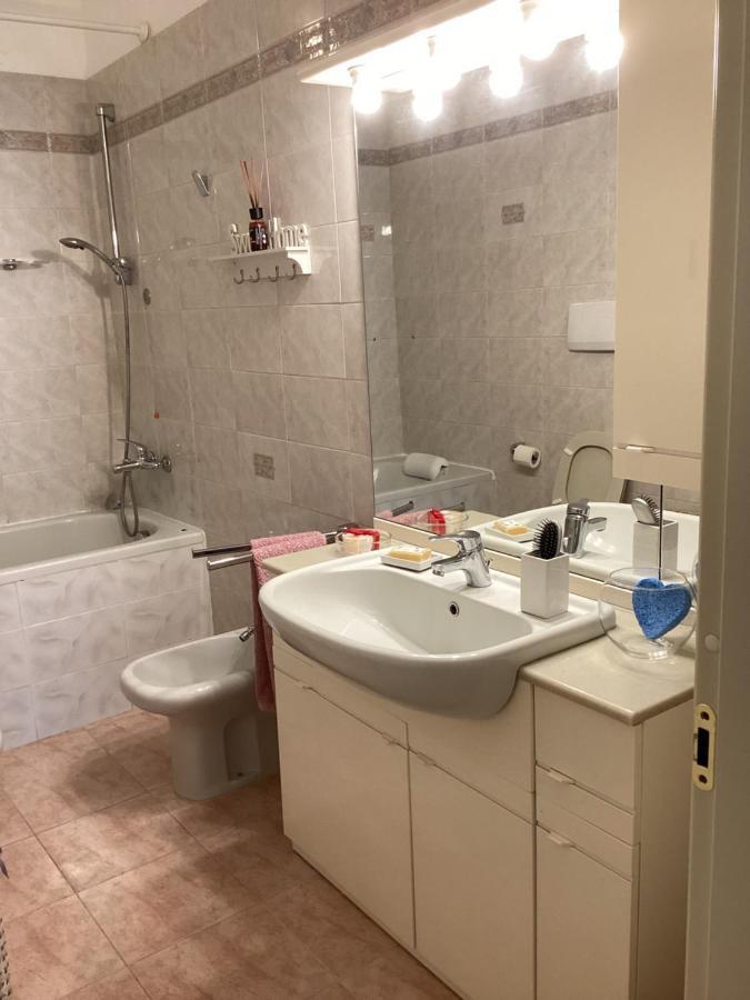 La Casa Del Capitano Apartment Сан Ремо Екстериор снимка